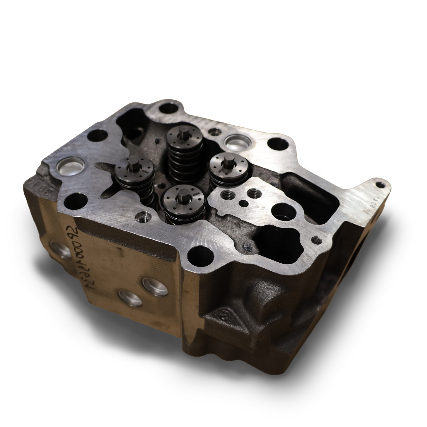 MAN Engine Cylinder Head Kit - Engine Technology Solution (E3262)