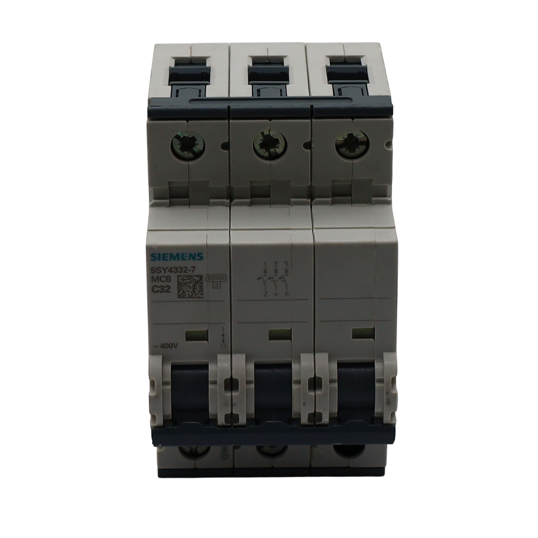 Interruttore automatico 3P C 32 A 10kA - Siemens Italia (5SY4332-7)